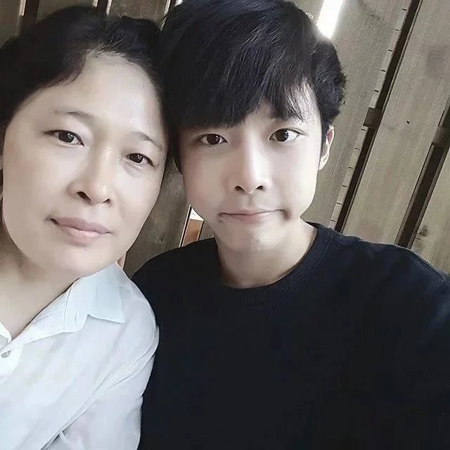汪松唯菁