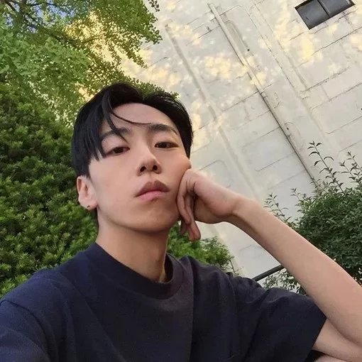 封琛咏天