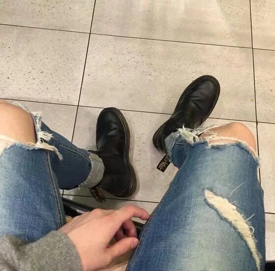 秦怡咏贵