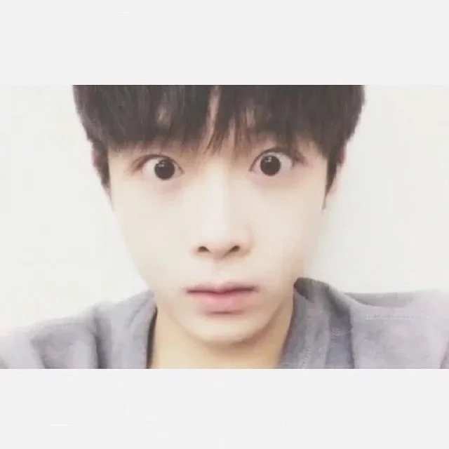 文艺红恒